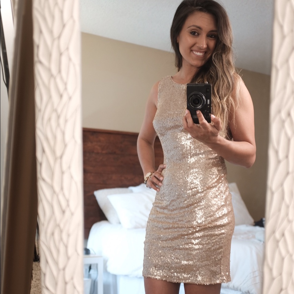 Lulu’s Gold sequin cocktail dress